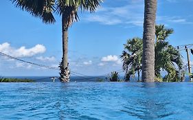 Frangipani Inn & Restaurant